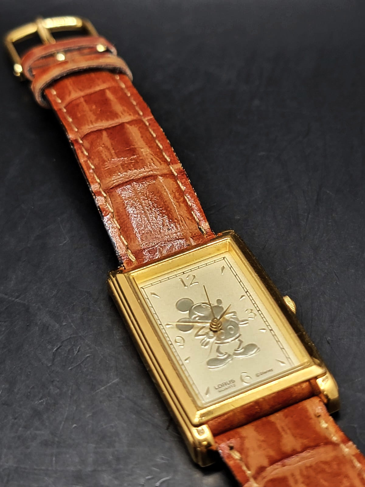 MICKEY MOUSE Lorus Watch V401-X081 Womens 19mm Case Brown Leather Band Quartz