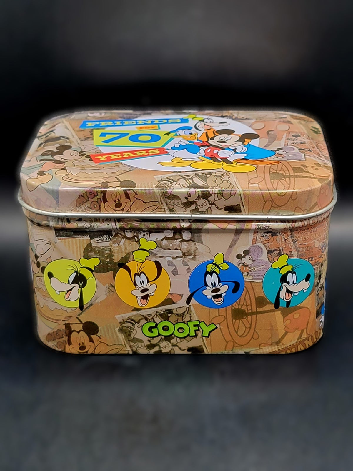 MICKEY MOUSE - FRIENDS FOR 70 YEARS - LIMITED EDITION COLLECTORS SET