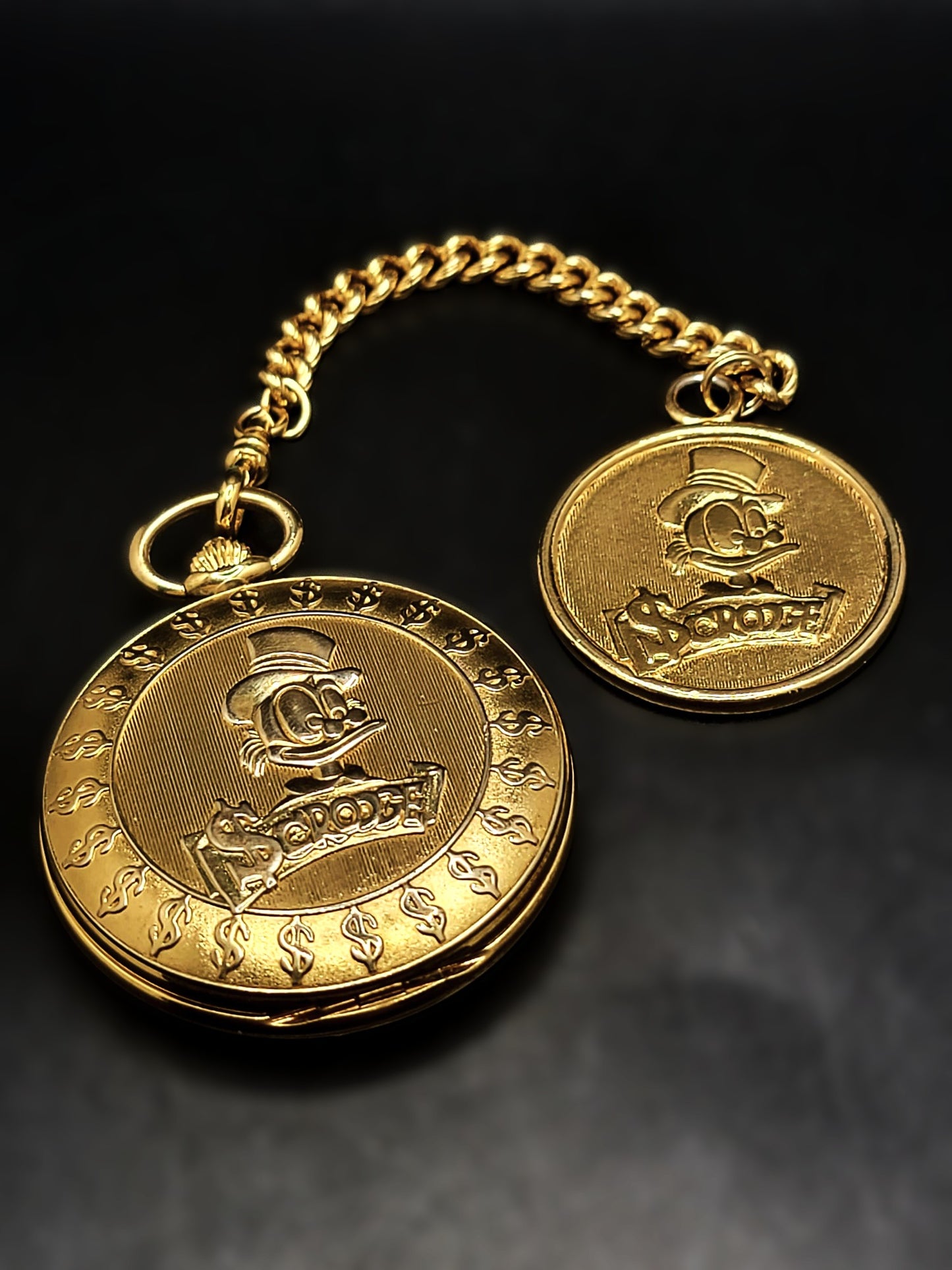 UNCLE SCROOGE BOXED POCKET WATCH