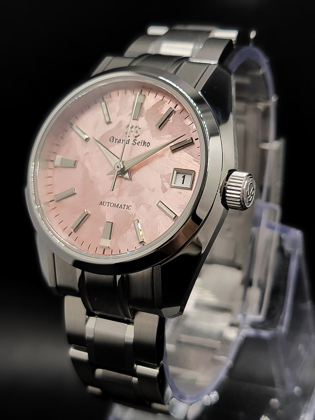 **LIMITED RUN** CUSTOM MOD GRAND SEIKO SHUNBUN - SAKURA PINK 36MM NH35 AUTO EXHIBITION CASEBACK **BUILD TO ORDER, SERIOUS INQUIRIES ONLY PLEASE!**