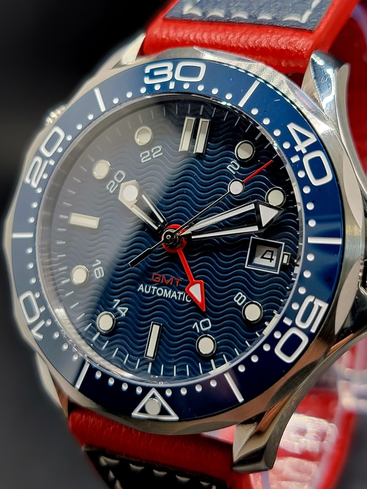 CUSTOM MOD 41mm BLUE WAVE DIAL SAPPHIRE GMT NH34 AUTO **USA SHIPPED**