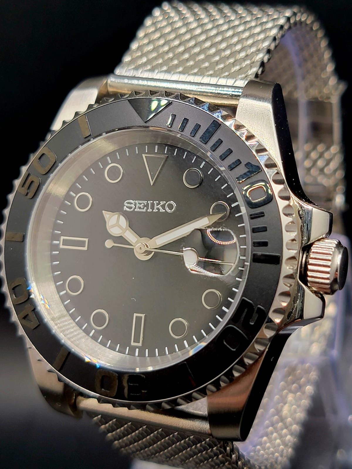 CUSTOM MOD SEIKO BLACK DIAL AND SS MESH BAND NH35 AUTO