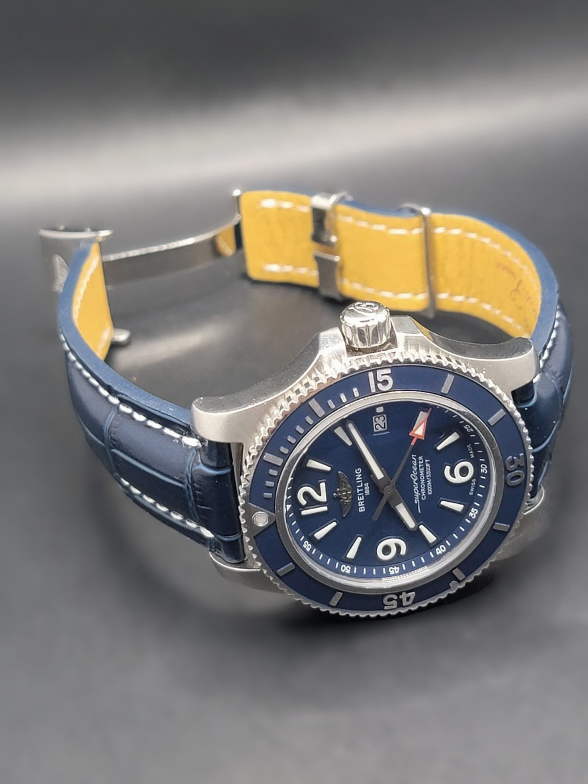 ***AAA+ PREMIER*** Breitling Superocean II Limited Edition Automatic 44 Mens Watch Model #: a17367d81c1s1 **USA SHIPPED**