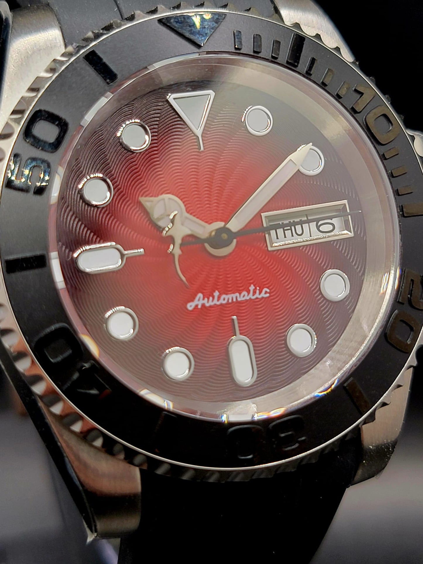 Sterile MOD 40mm Black-n-Red w/ Gold Shark- Sapphire NH36 Automatic Men Watch NEW