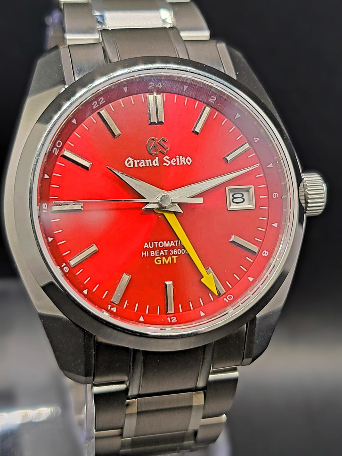 **BRAND NEW PREMIER** CUSTOM PREMIER 40MM MOD (GRAND SEIKO HERITAGE GMT) RED DIAL, SS BRACELET, NH34GMT AUTOMATIC NEW **IN STOCK, SERIOUS INQUIRIES ONLY PLEASE!**