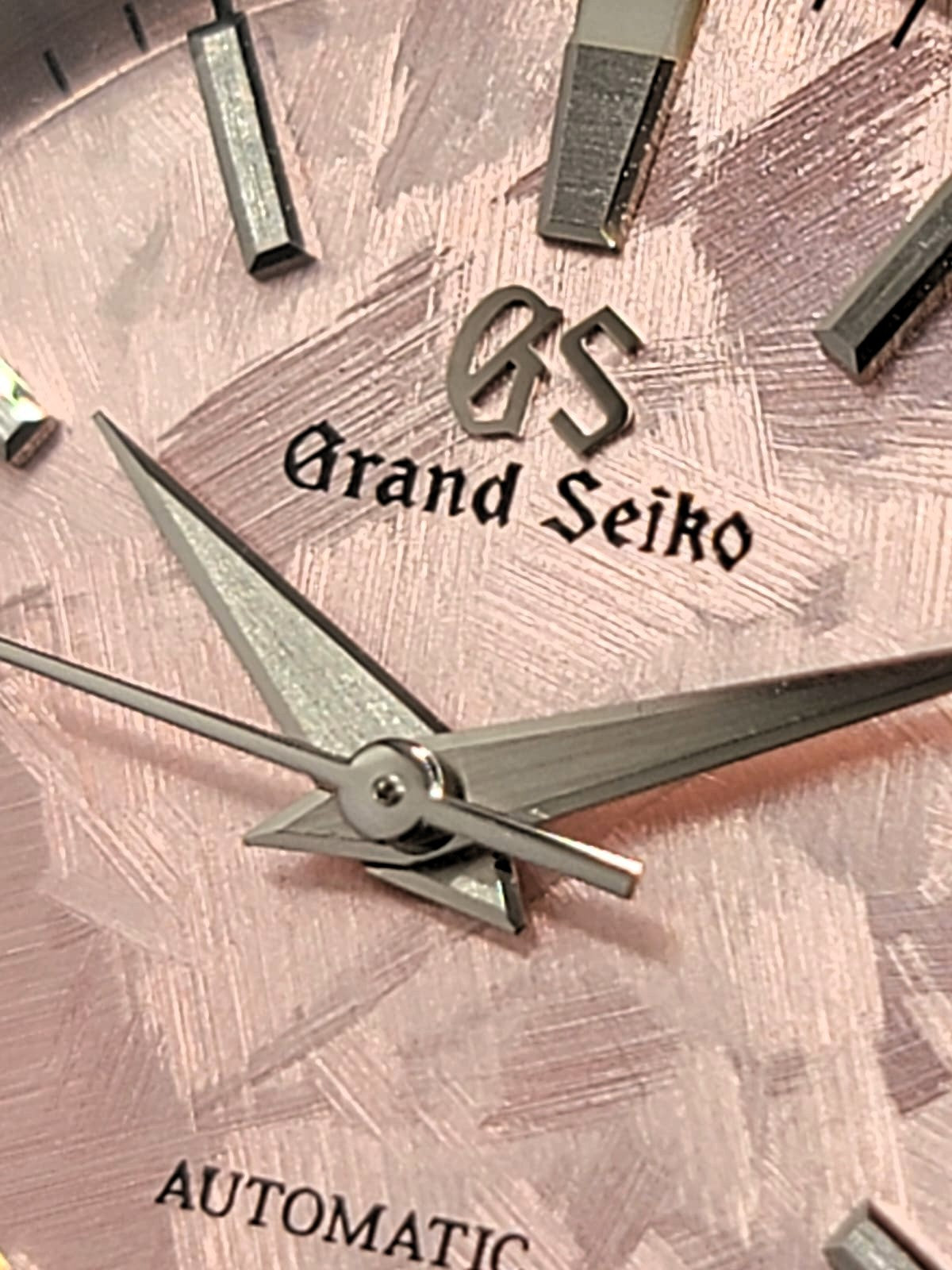 **LIMITED RUN** CUSTOM MOD GRAND SEIKO SHUNBUN - SAKURA PINK 36MM NH35 AUTO EXHIBITION CASEBACK **BUILD TO ORDER, SERIOUS INQUIRIES ONLY PLEASE!**