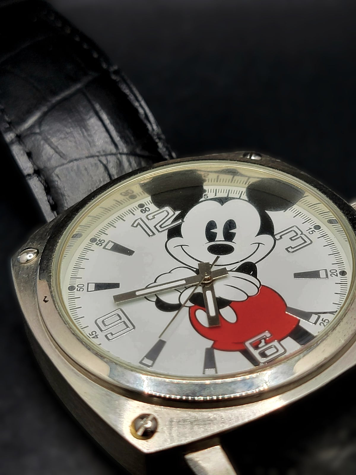 MICKEY MOUSE Disney black Band Analog Jumbo Watch...NEW BATTERY WITH TAGS