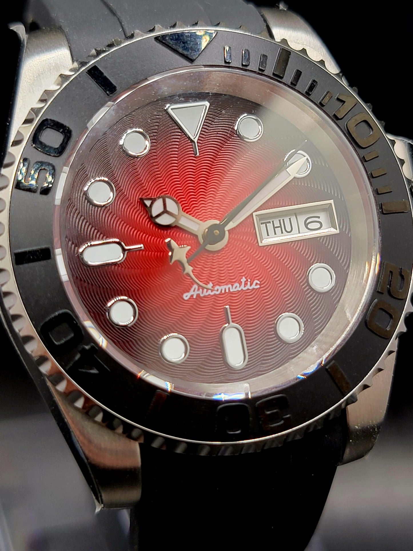 Sterile MOD 40mm Black-n-Red w/ Gold Shark- Sapphire NH36 Automatic Men Watch NEW