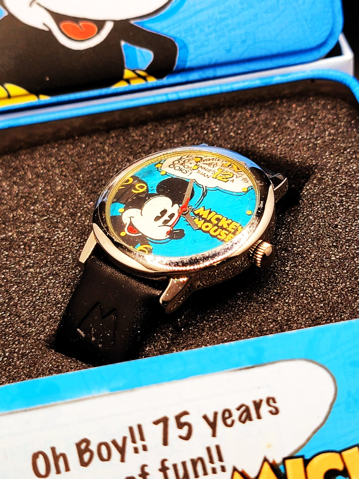 MICKEY MOUSE - 75 YEARS OF FUN - LIMITED EDITION COLLECTORS SET