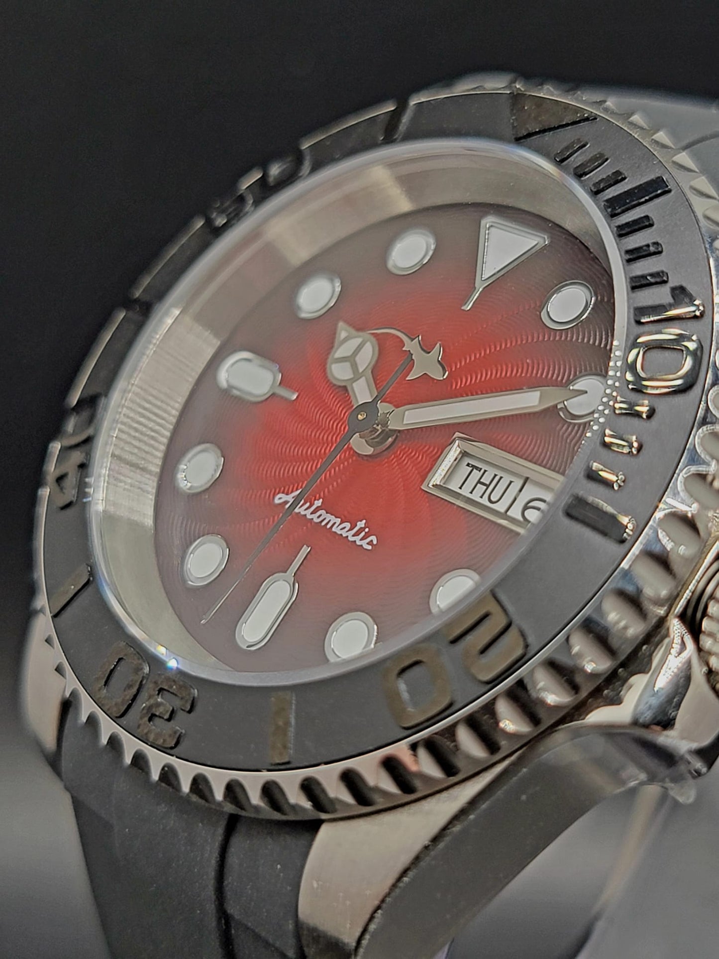 Sterile MOD 40mm Black-n-Red w/ Gold Shark- Sapphire NH36 Automatic Men Watch NEW