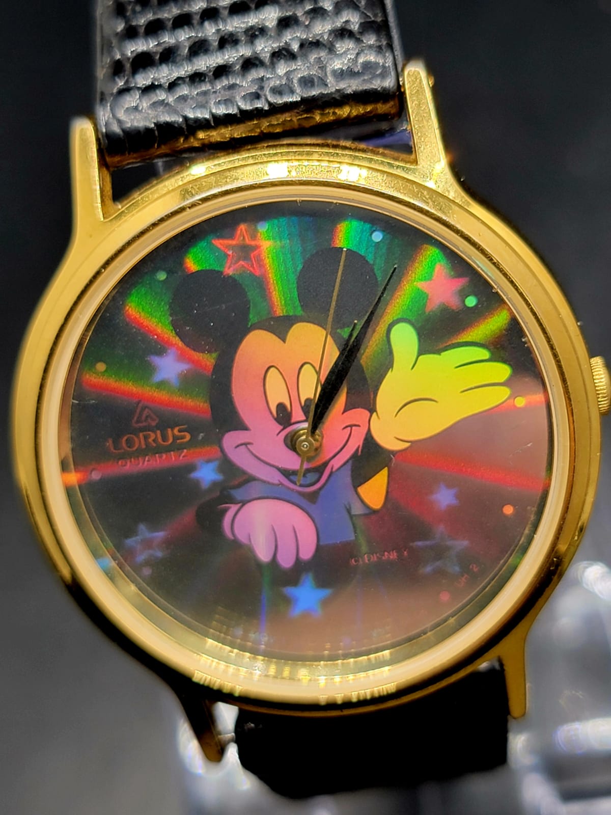 Mickey Mouse RARE 1980's Rainbow Hologram Disney Lorus Watch RMF650