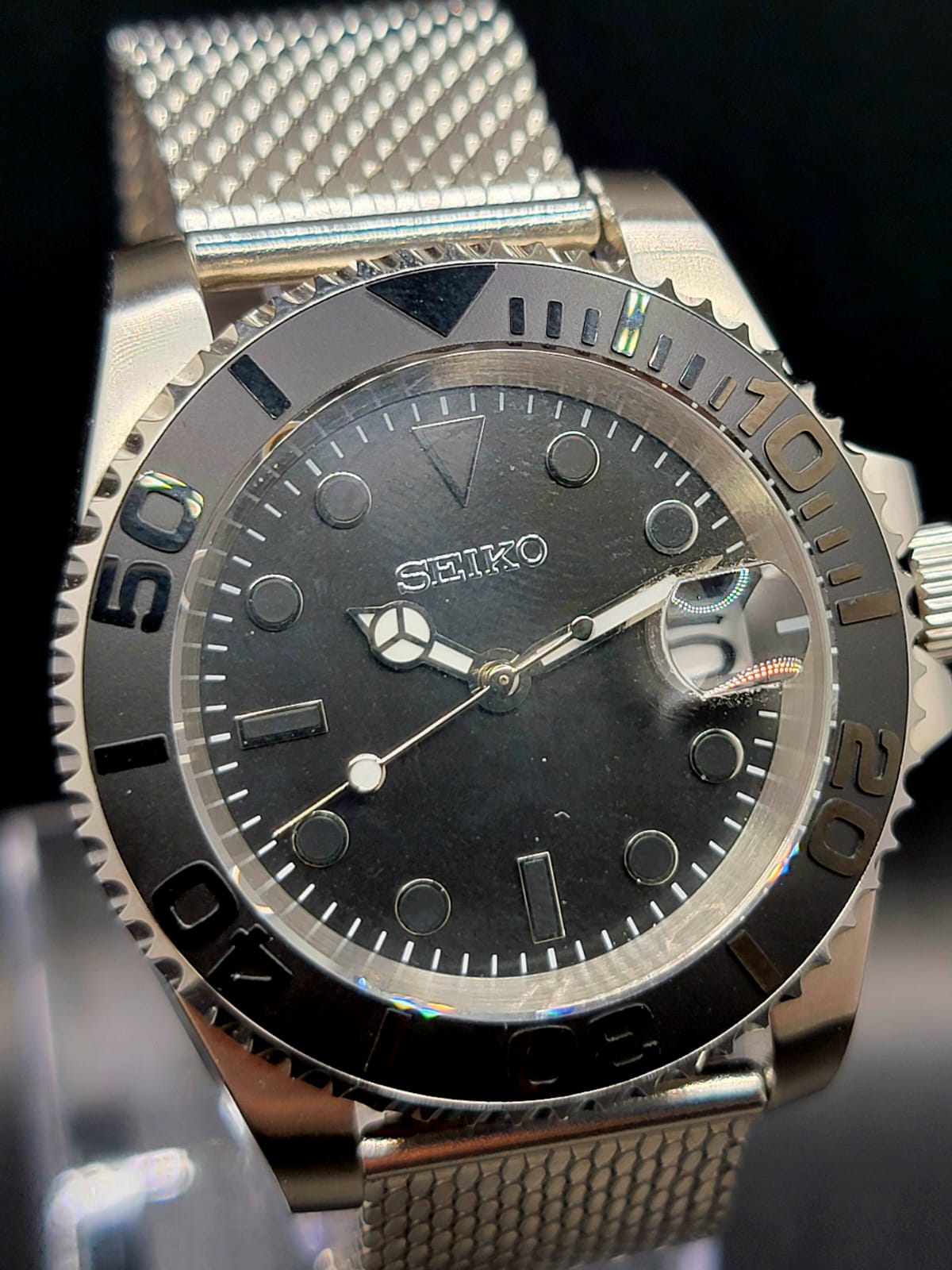 CUSTOM MOD SEIKO BLACK DIAL AND SS MESH BAND NH35 AUTO