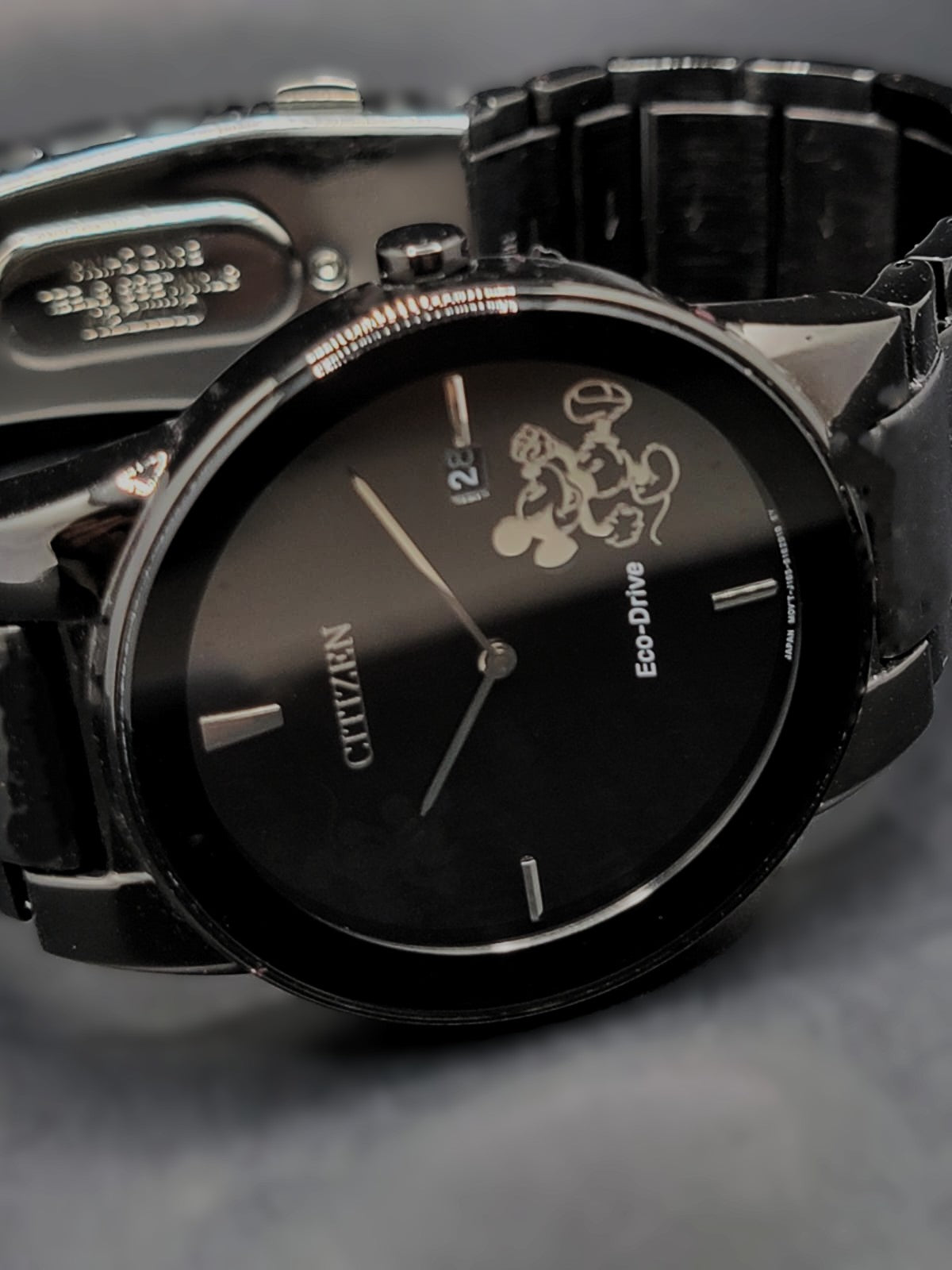 CITIZEN ECO-DRIVE MICKEY MOUSE 40mm MENS BLACK