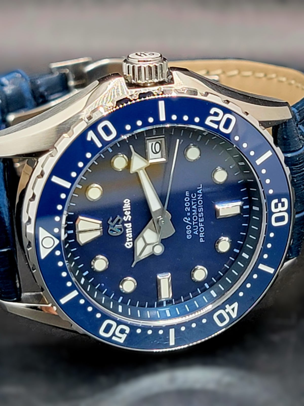 *** BRAND NEW PREMIER CUSTOM MOD 40mm Grand Seiko Sports Collection BLUE MOTHER OF PEARL Mens Watch ON NAVY LEATHER- NH35