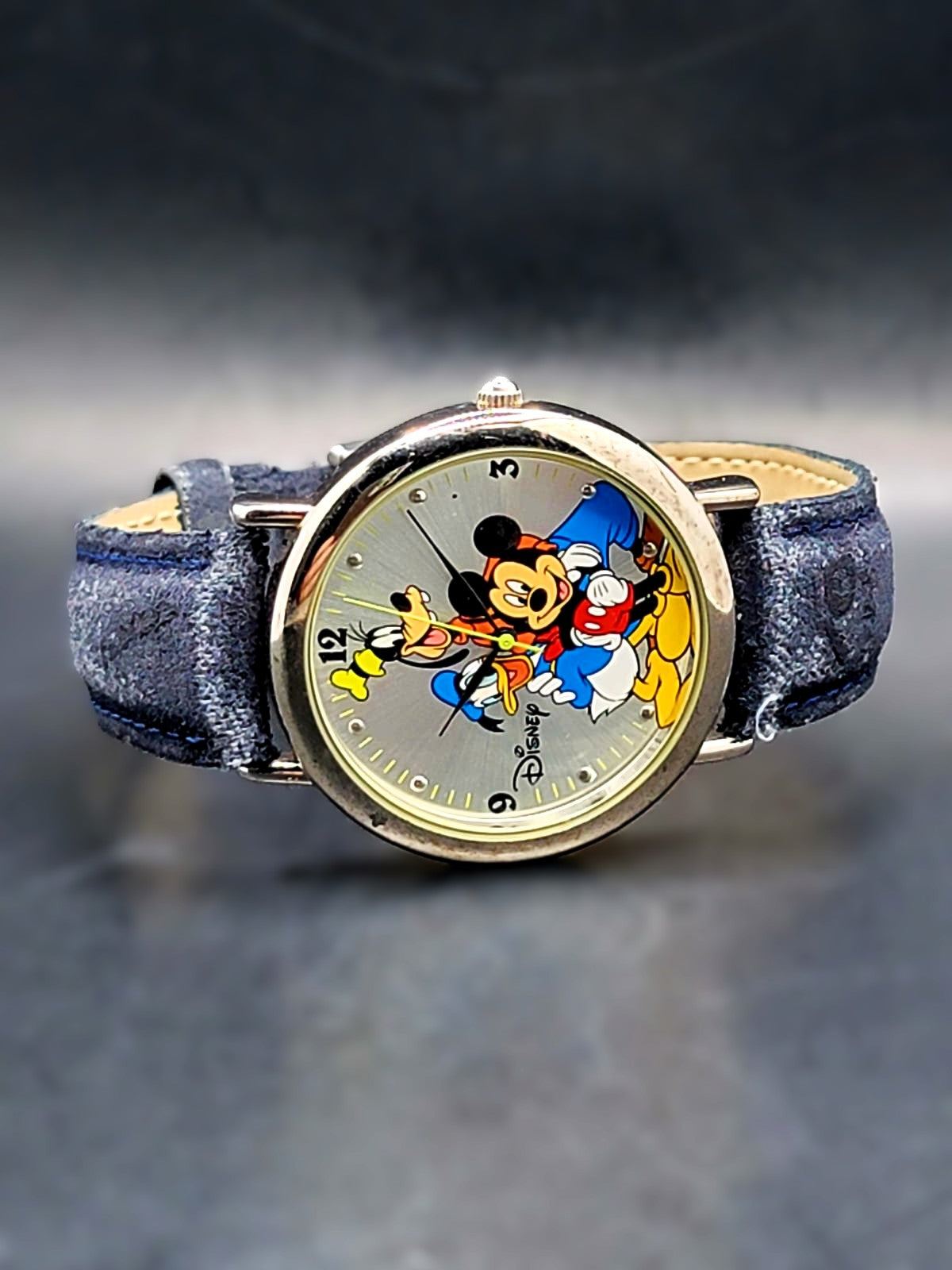 MICKEY MOUSE - FRIENDS FOR 70 YEARS - LIMITED EDITION COLLECTORS SET