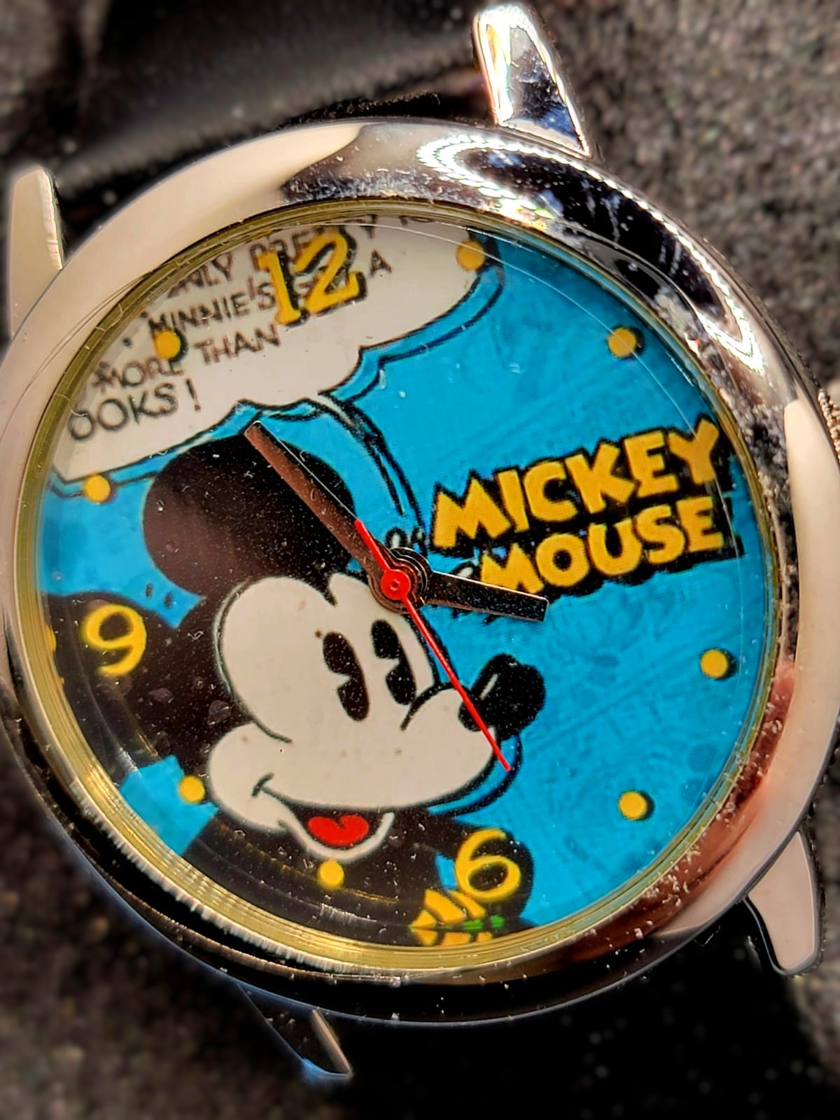 MICKEY MOUSE - 75 YEARS OF FUN - LIMITED EDITION COLLECTORS SET