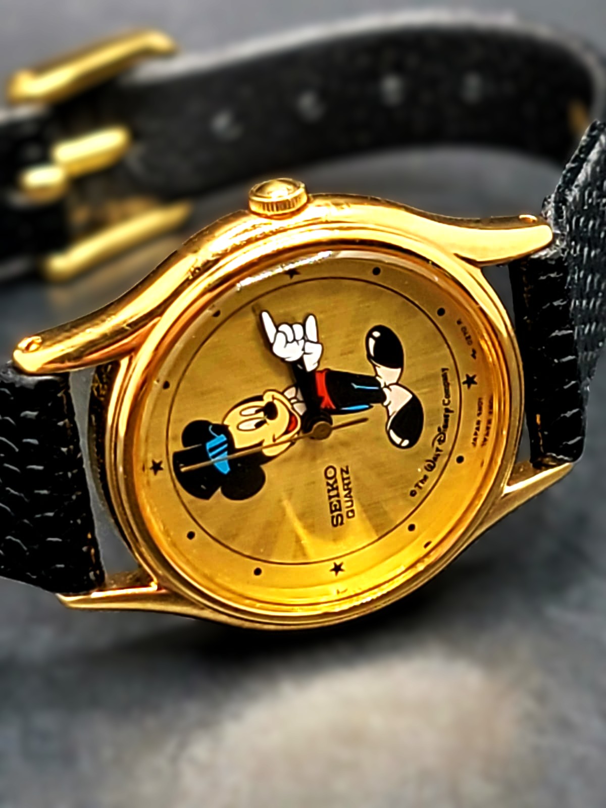 MICKEY MOUSE - 1950 - 1959 VINTAGE MICKEY MOUSE SUNBURST DIAL- COLLECTORS SET