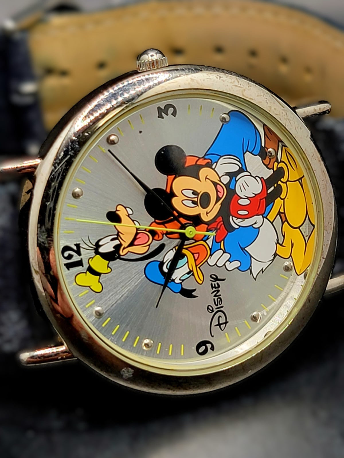MICKEY MOUSE - FRIENDS FOR 70 YEARS - LIMITED EDITION COLLECTORS SET