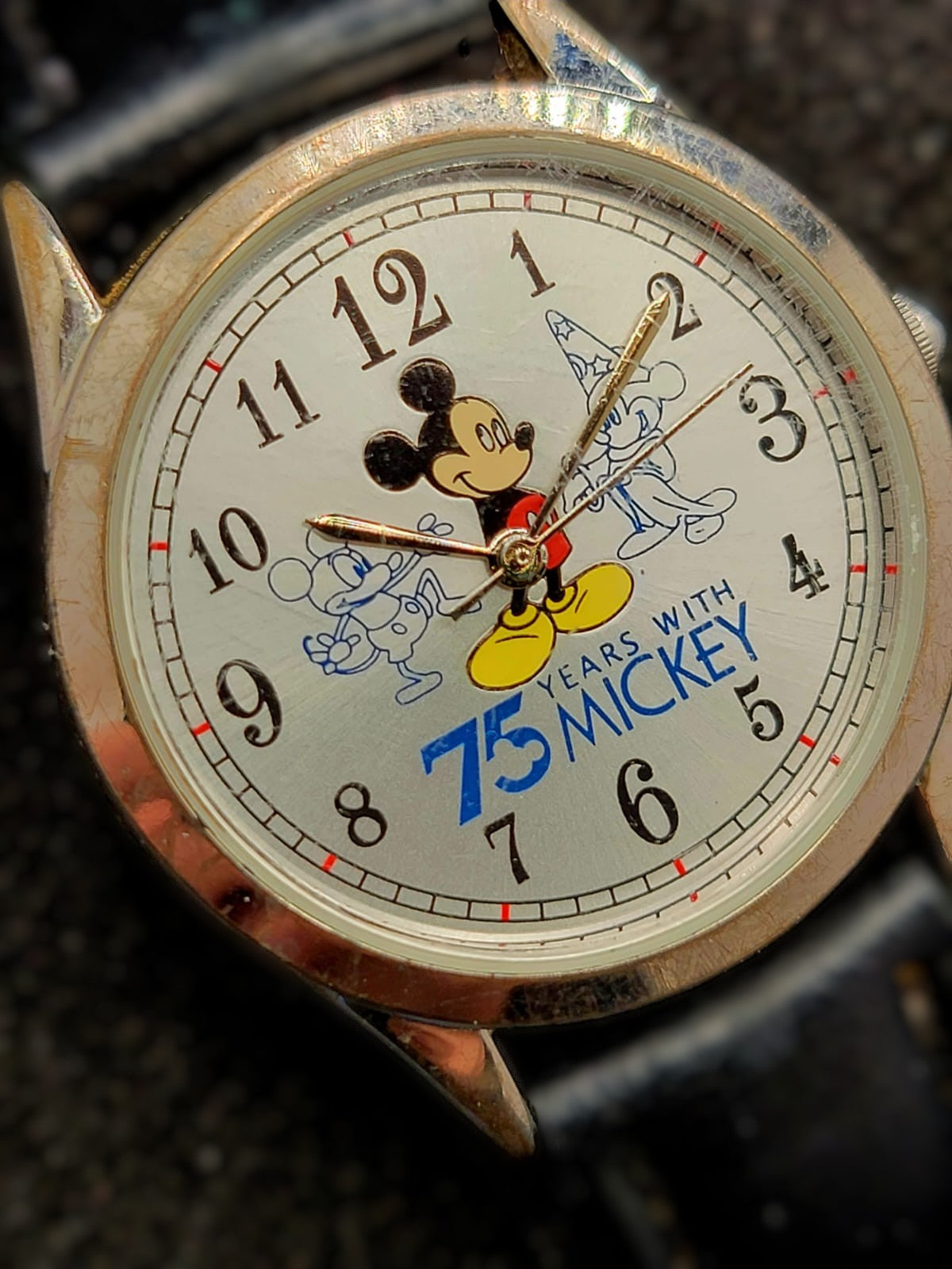 MICKEY MOUSE - 75TH ANNIVERSARY - 75 YEARS WITH MICKEY LIMITED EDITION COLLECTORS SET