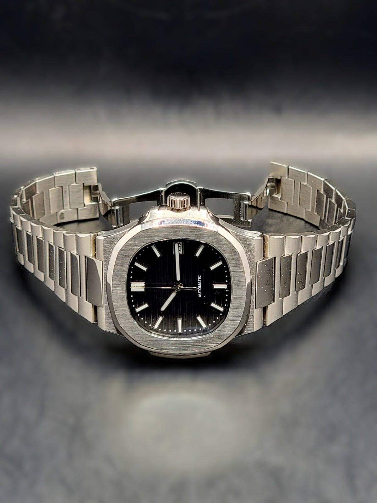 Sterile MOD CUSTOM "JUMBO" STYLE 40MM BLACK DIAL WATCH W/ NH35 AUTOMATIC MOVEMENT