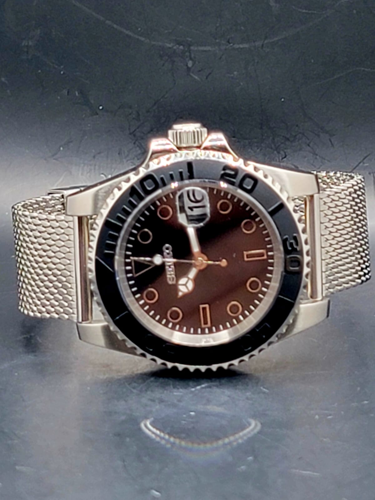 CUSTOM MOD SEIKO BLACK DIAL AND SS MESH BAND NH35 AUTO