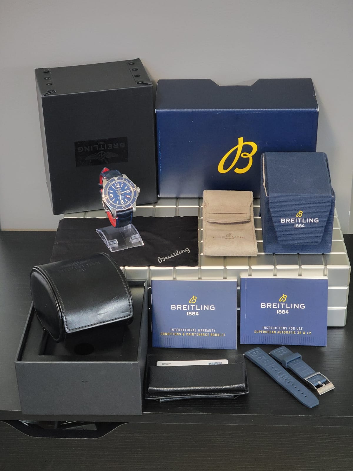 ***AAA+ PREMIER*** Breitling Superocean II Limited Edition Automatic 44 Mens Watch Model #: a17367d81c1s1 **USA SHIPPED**