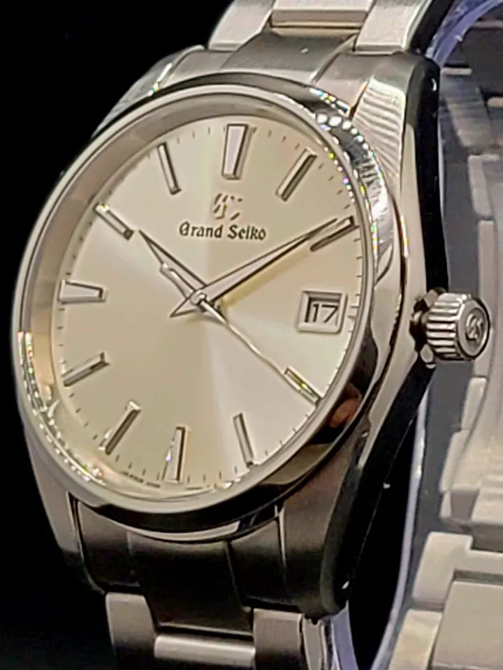 2021 Grand Seiko Heritage Collection Timepiece Men 40MM SBGP009