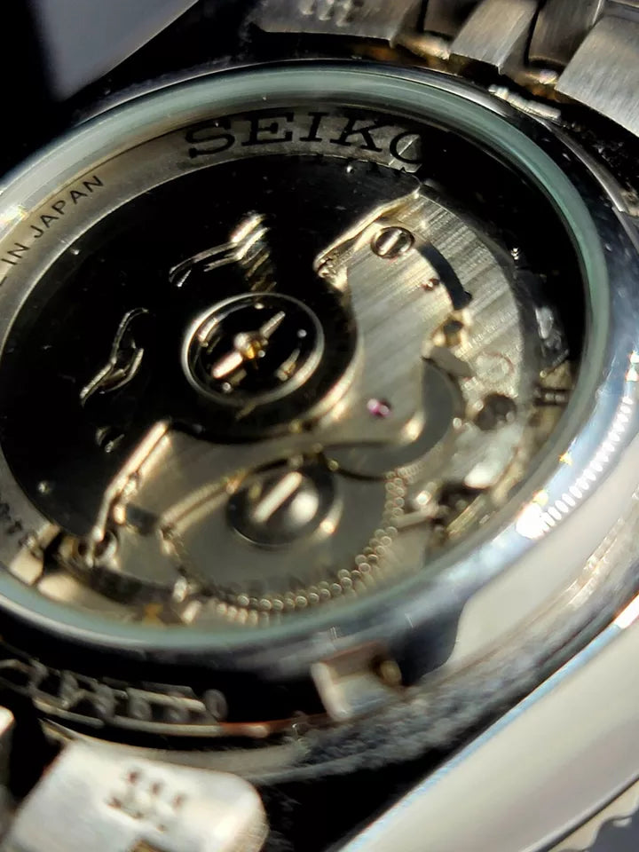 SEIKO 5 SSK017 GMT $475MSRP - JUBLIEE BRACELET YELLOW DIAL DATE AUTO SPORT WATCH