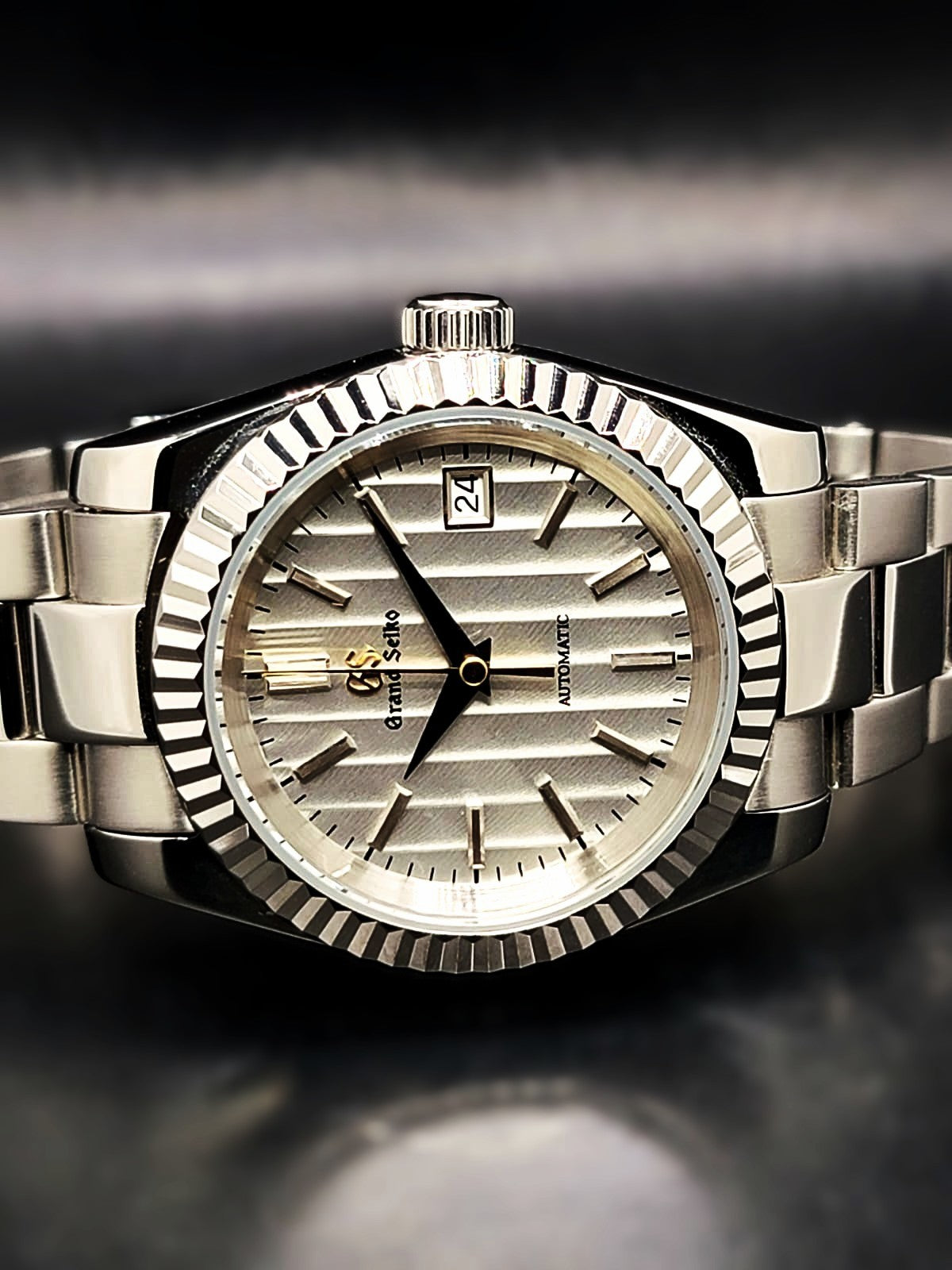 CUSTOM MOD GRAND SEIKO SILVER and GOLD BAMBOO AUTOMATIC NH35