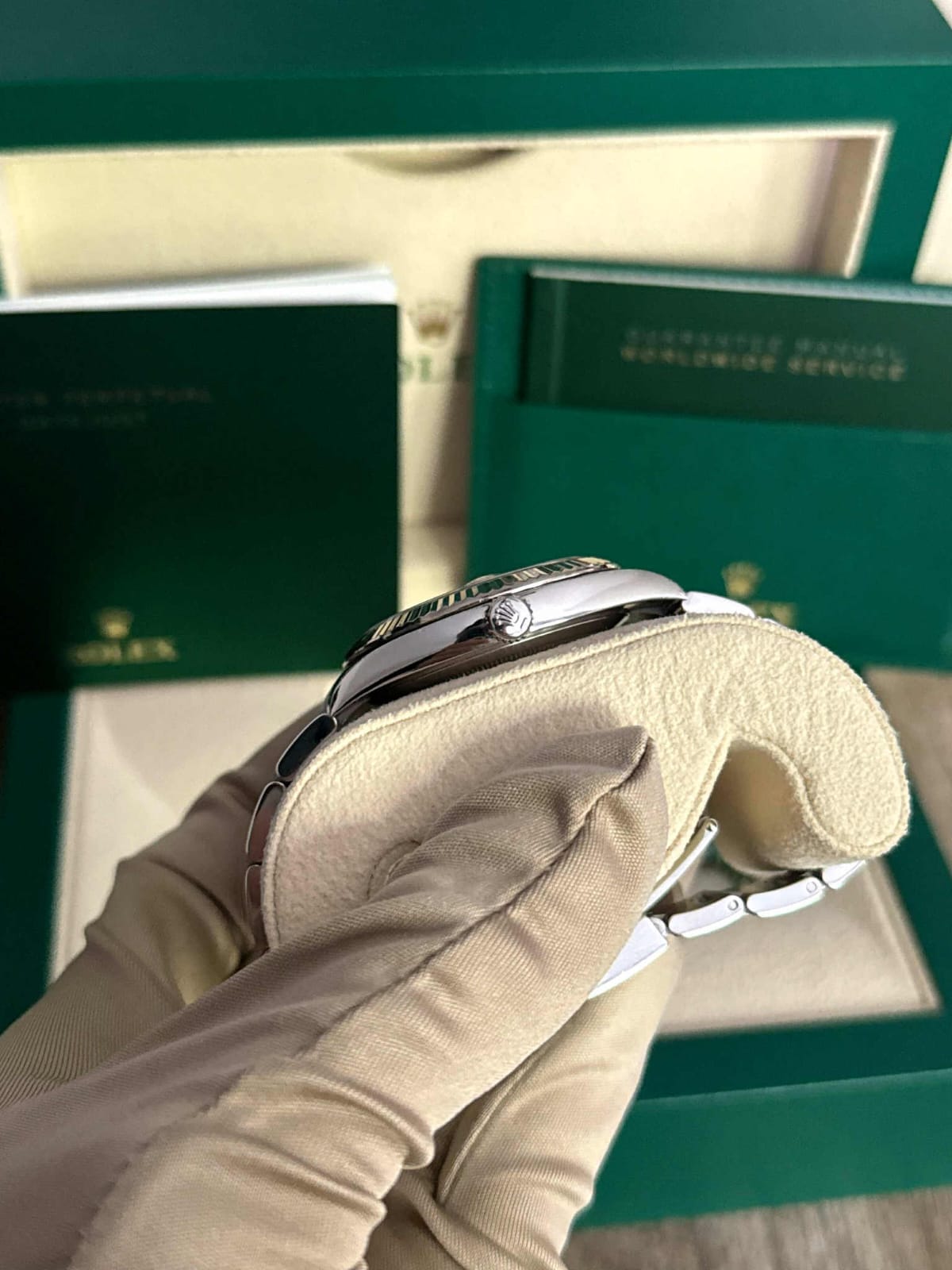 Rolex Datejust 41, Oystersteel and 18k White Gold, 41mm, Ref# 126334-0021