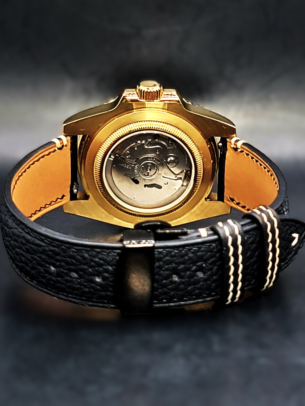 CUSTOM SEIKO FEEL THE HEAT MOD IN GOLD AND BLACK