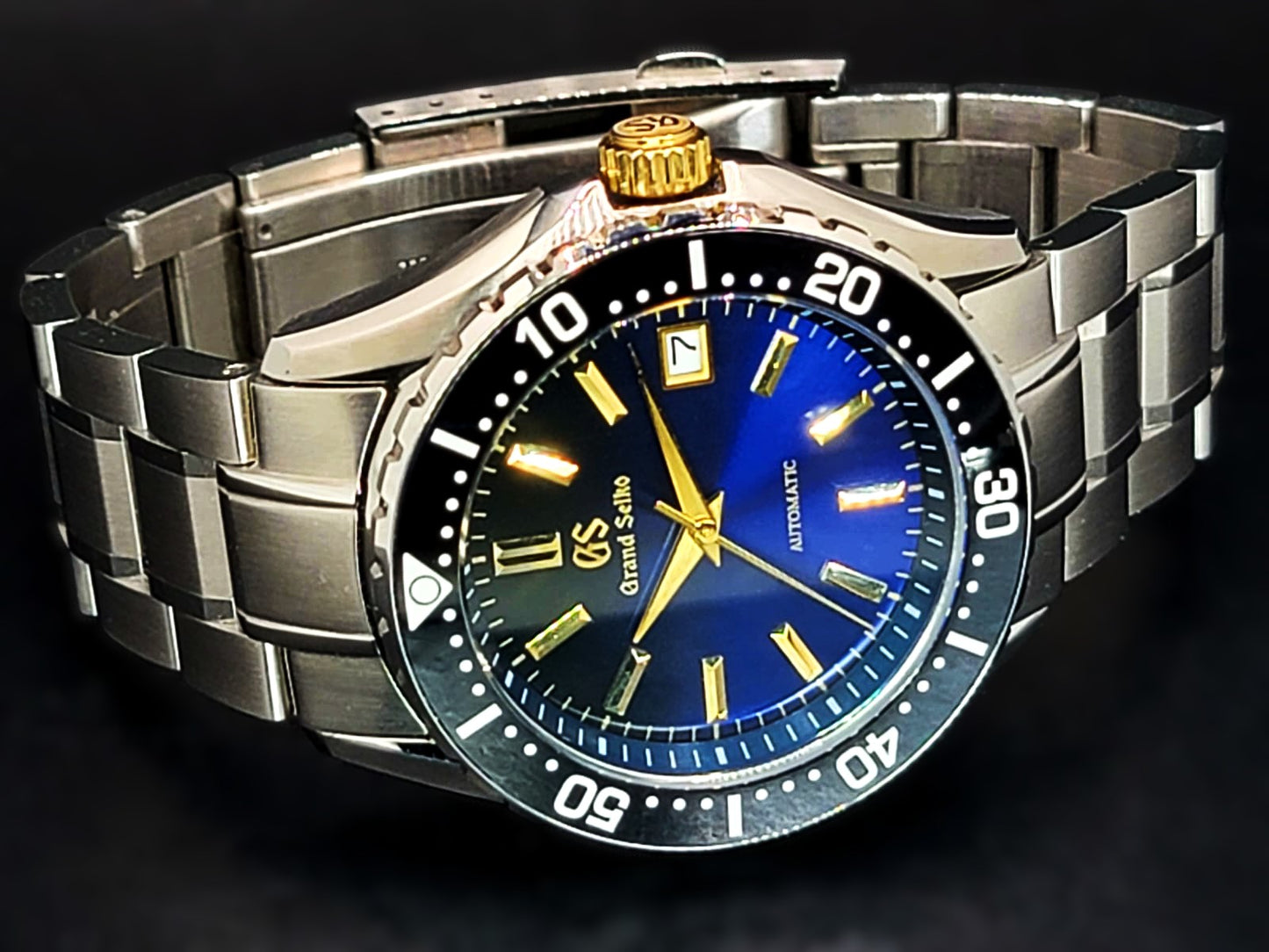 CUSTOM PREMIER MOD GRAND SEIKO - NAVY AND GOLD - NH35 AUTOMATIC