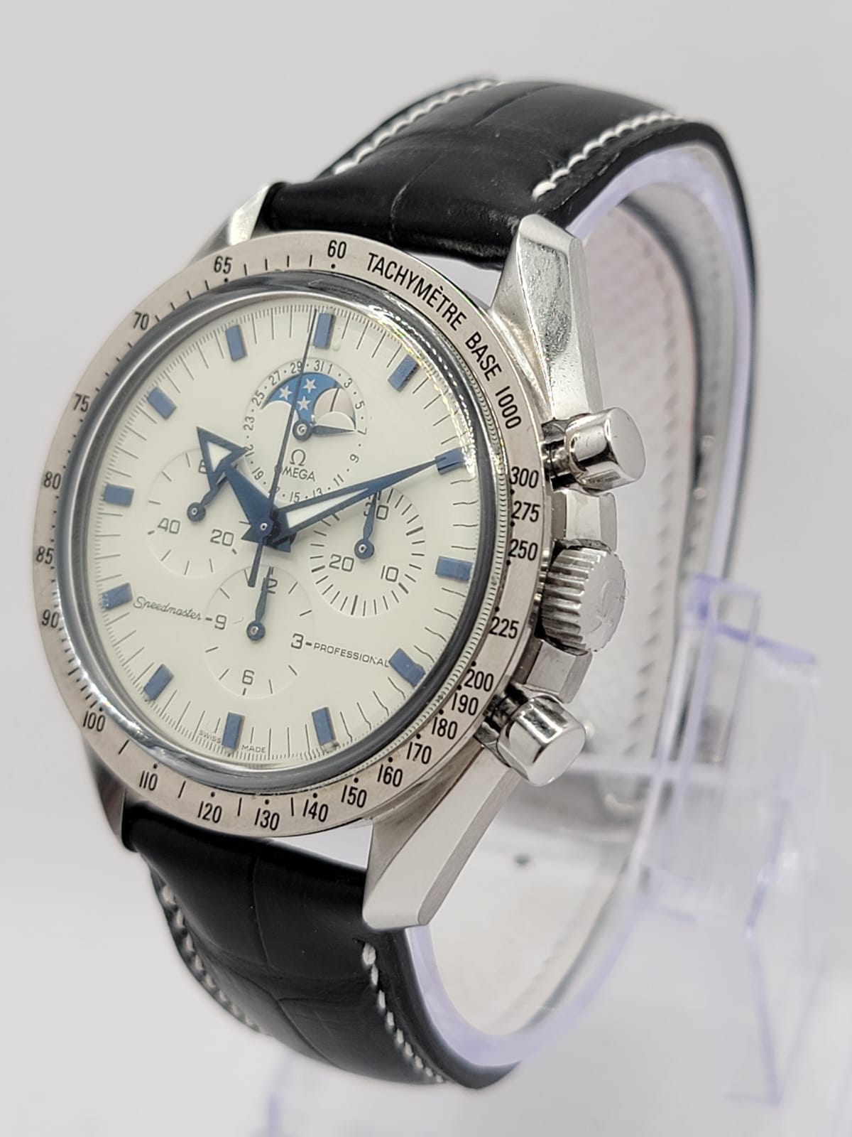 OMEGA Speedmaster Professional Moon Phase 3575.20.00 "EUROPE LIMITED EDITION"