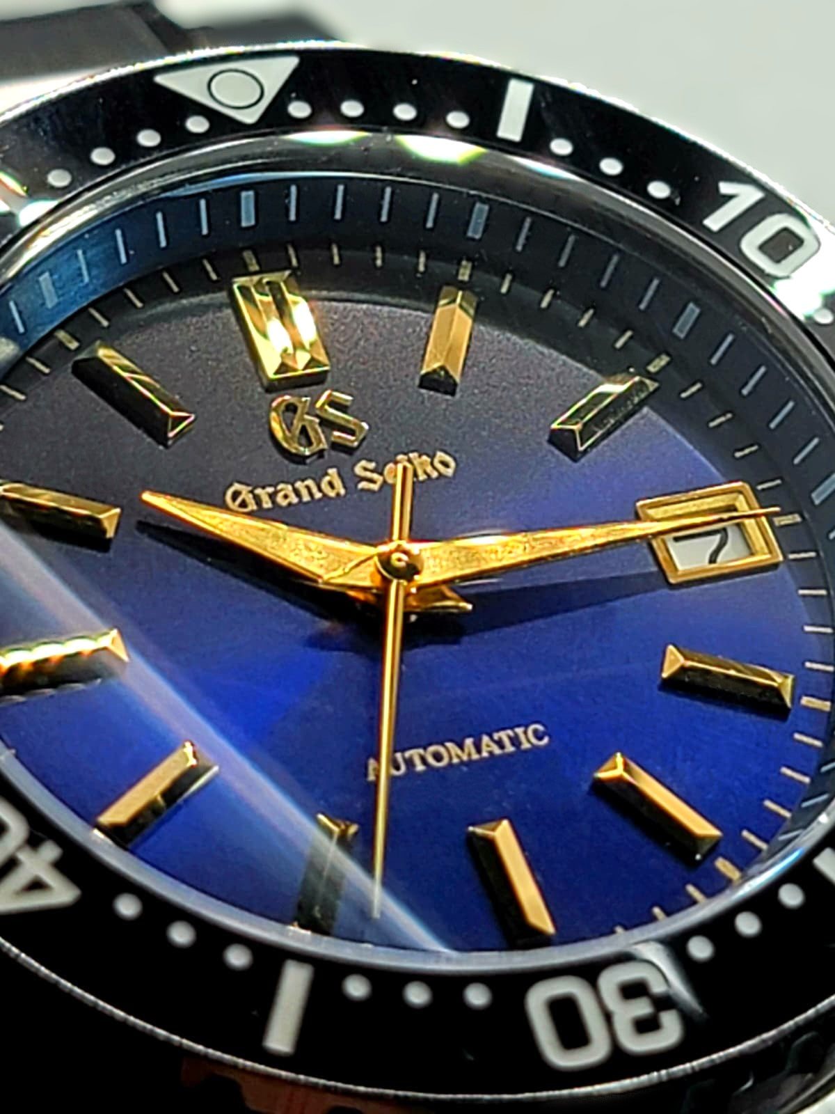 CUSTOM PREMIER MOD GRAND SEIKO - NAVY AND GOLD - NH35 AUTOMATIC