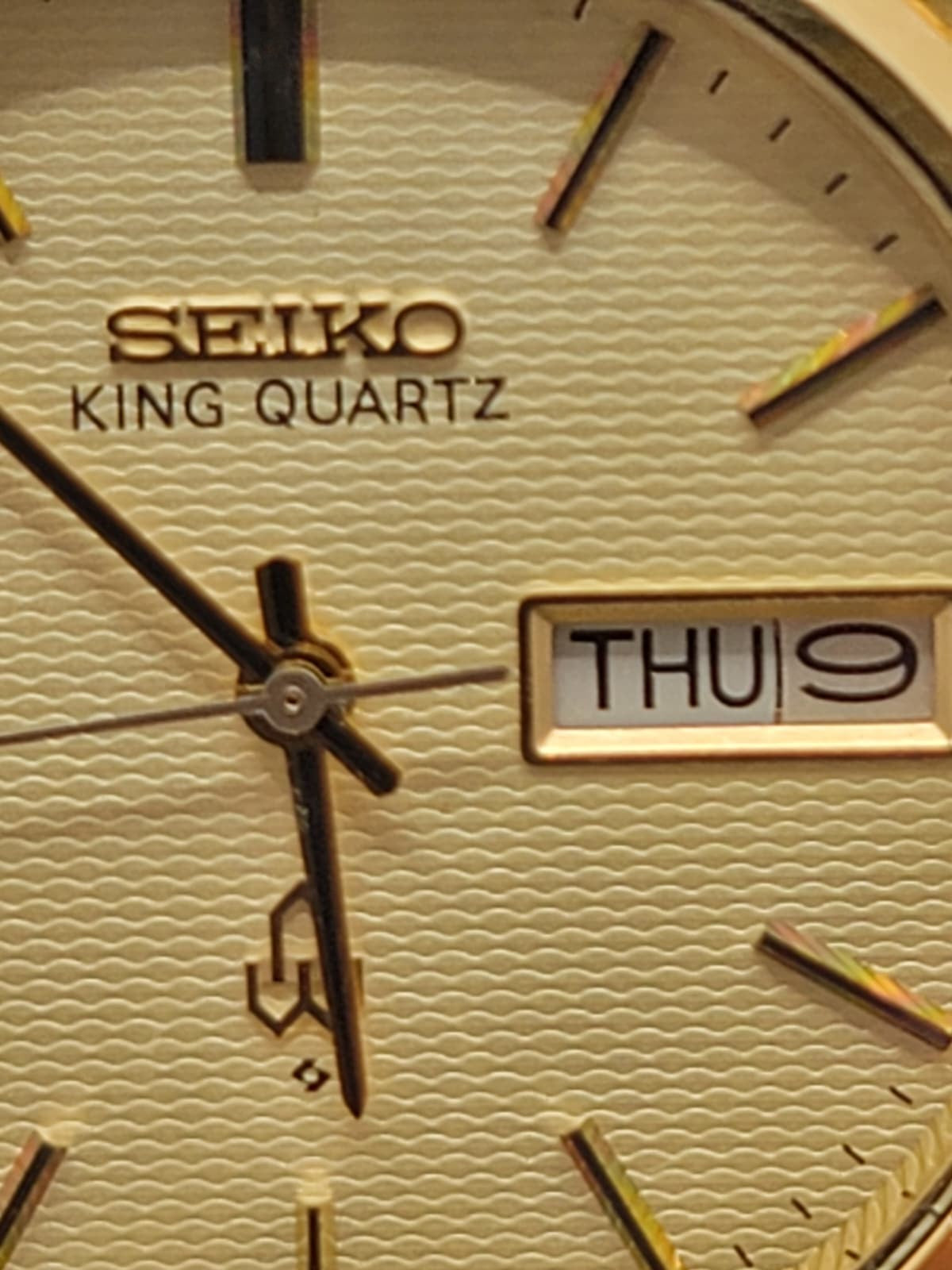 NEAR MINT 1976 SEIKO KING QUARTZ - COMMEMORATIVE WATCH - the Order of the Rising Sun Award in 1978