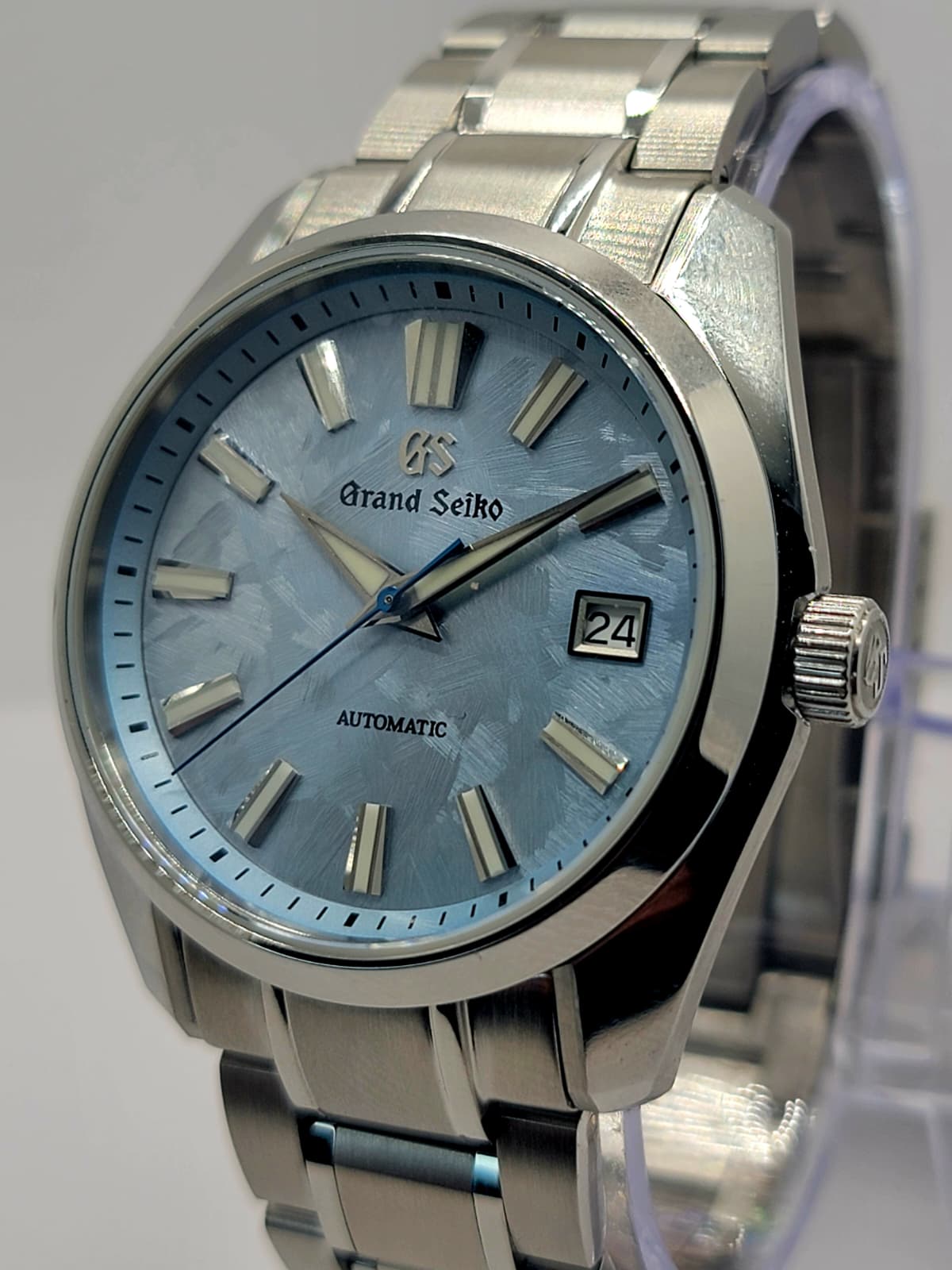 **CUSTOM VIP MOD** (GRAND SEIKO HERITAGE GMT) ROYAL BLUE DIAL, SS BRACELET, NH34GMT AUTOMATIC NEW **IN STOCK, SERIOUS INQUIRIES ONLY PLEASE!**