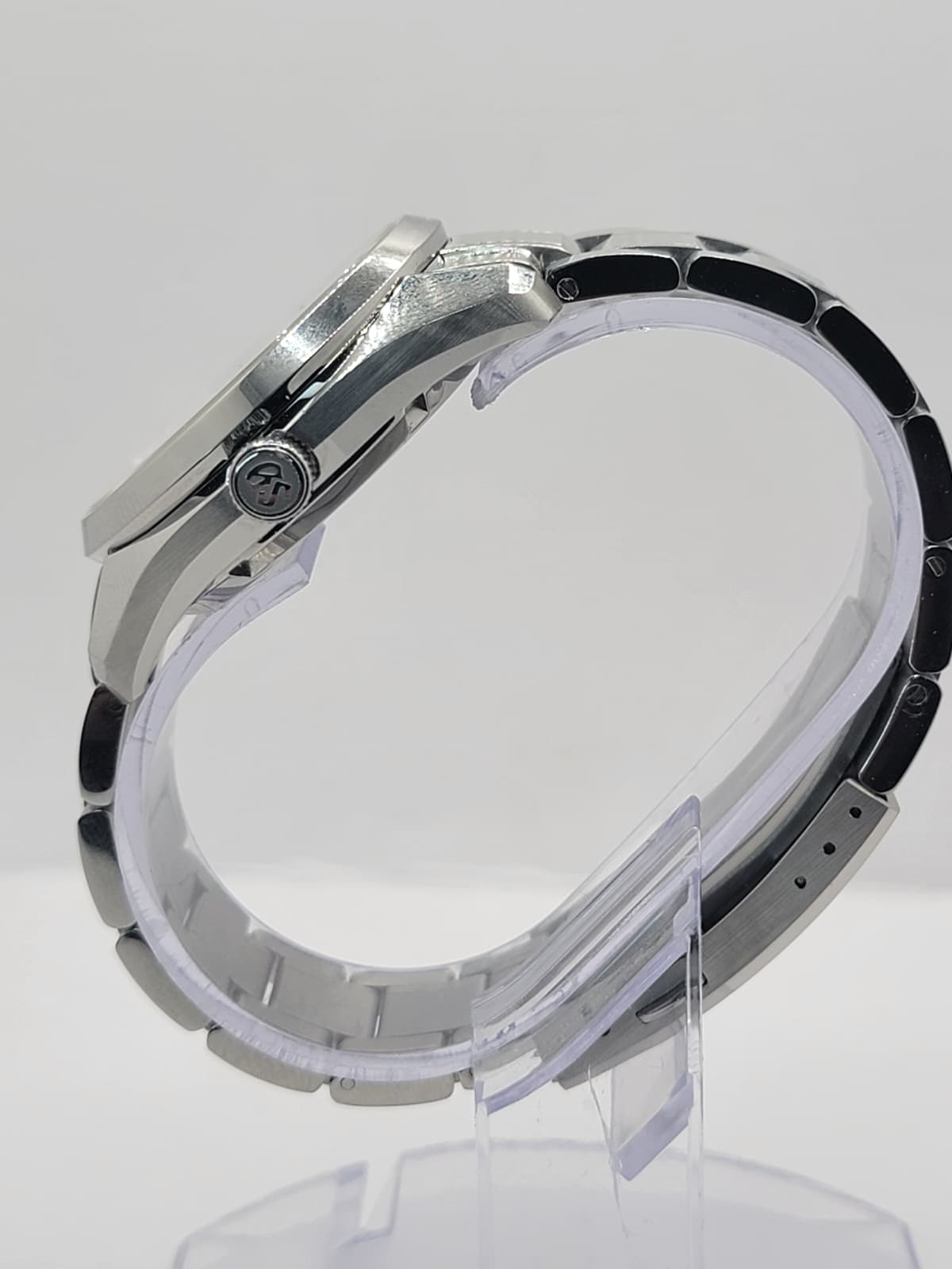 **CUSTOM VIP MOD** (GRAND SEIKO HERITAGE GMT) ROYAL BLUE DIAL, SS BRACELET, NH34GMT AUTOMATIC NEW **IN STOCK, SERIOUS INQUIRIES ONLY PLEASE!**