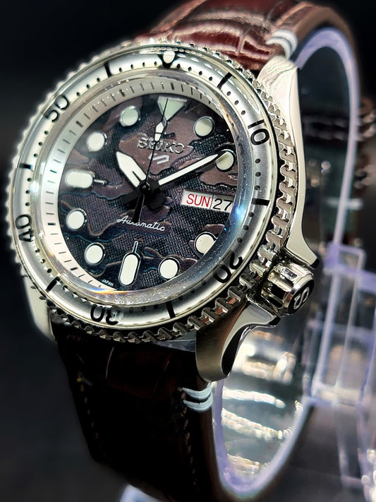 SEIKO - 5 SPORTS CUSTOM MOD - PATINA CASE AND CUSTOM PATINA LEATHER