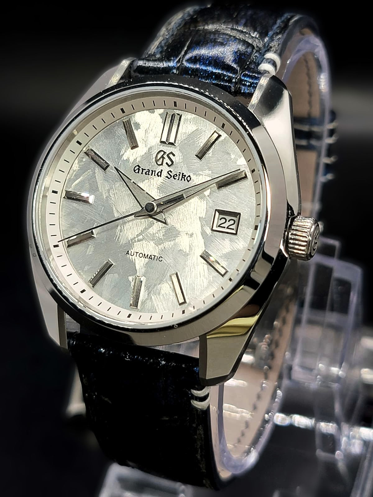 CUSTOM PREMIER GRAND SEIKO WHITE SHUNBUN MOD WITH GALAXY BLUE n GOLD LEATHER