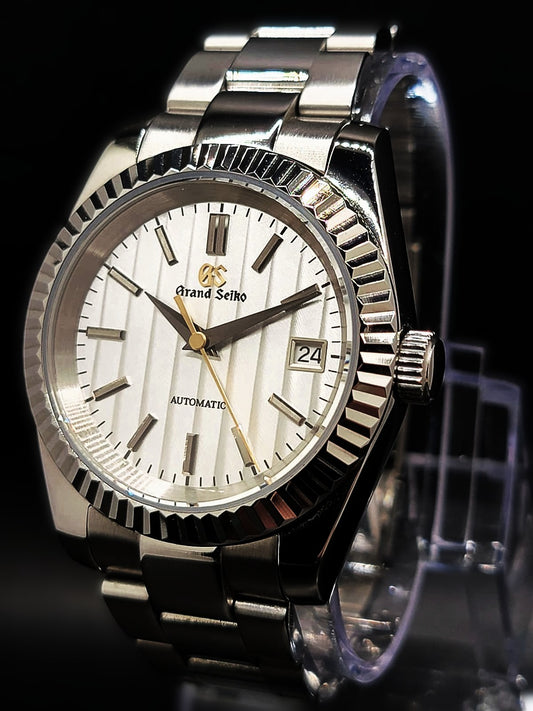 CUSTOM MOD GRAND SEIKO SILVER and GOLD BAMBOO AUTOMATIC NH35
