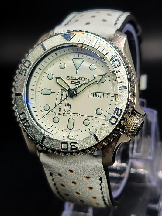 CUSTOM PREMIER SEIKO SNOOPY L.E. MOD ON CUSTOM HAND-MADE WHITE RALLY LEATHER BAND - NH36 AUTO