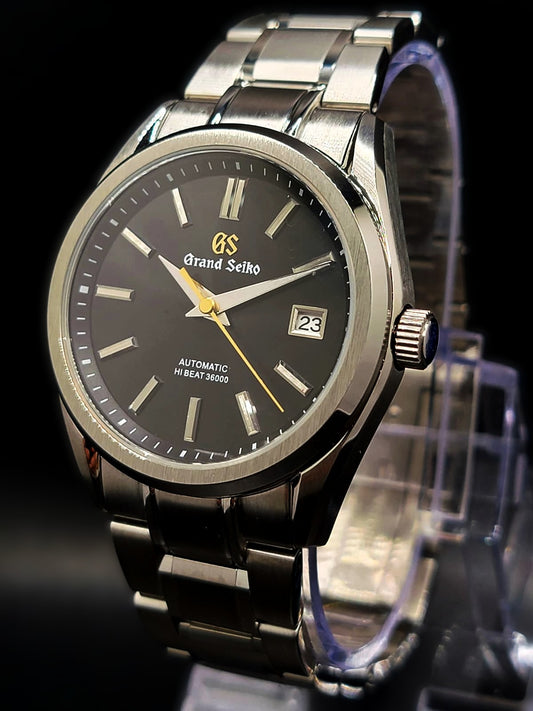 CUSTOM MOD GRAND SEIKO - HERITAGE - BLACK AND GOLD - AUTOMATIC WATCH