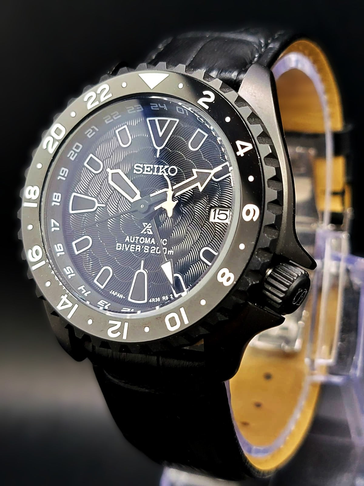 SEIKOMOD DARK Side of the Moon GMT