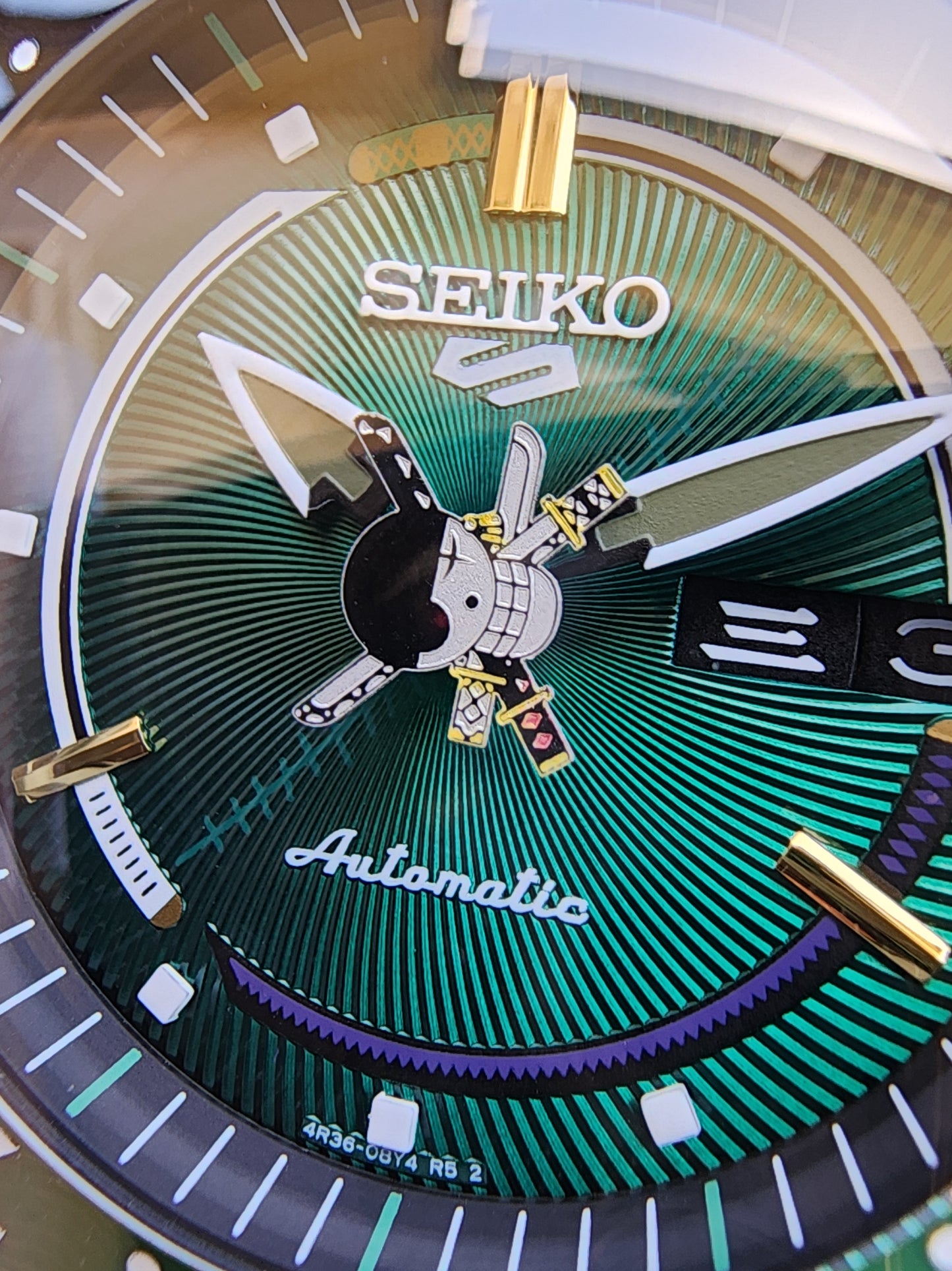 CUSTOM Mod4Thai (Zorro) Green Dial with Custom Engraved Case Back