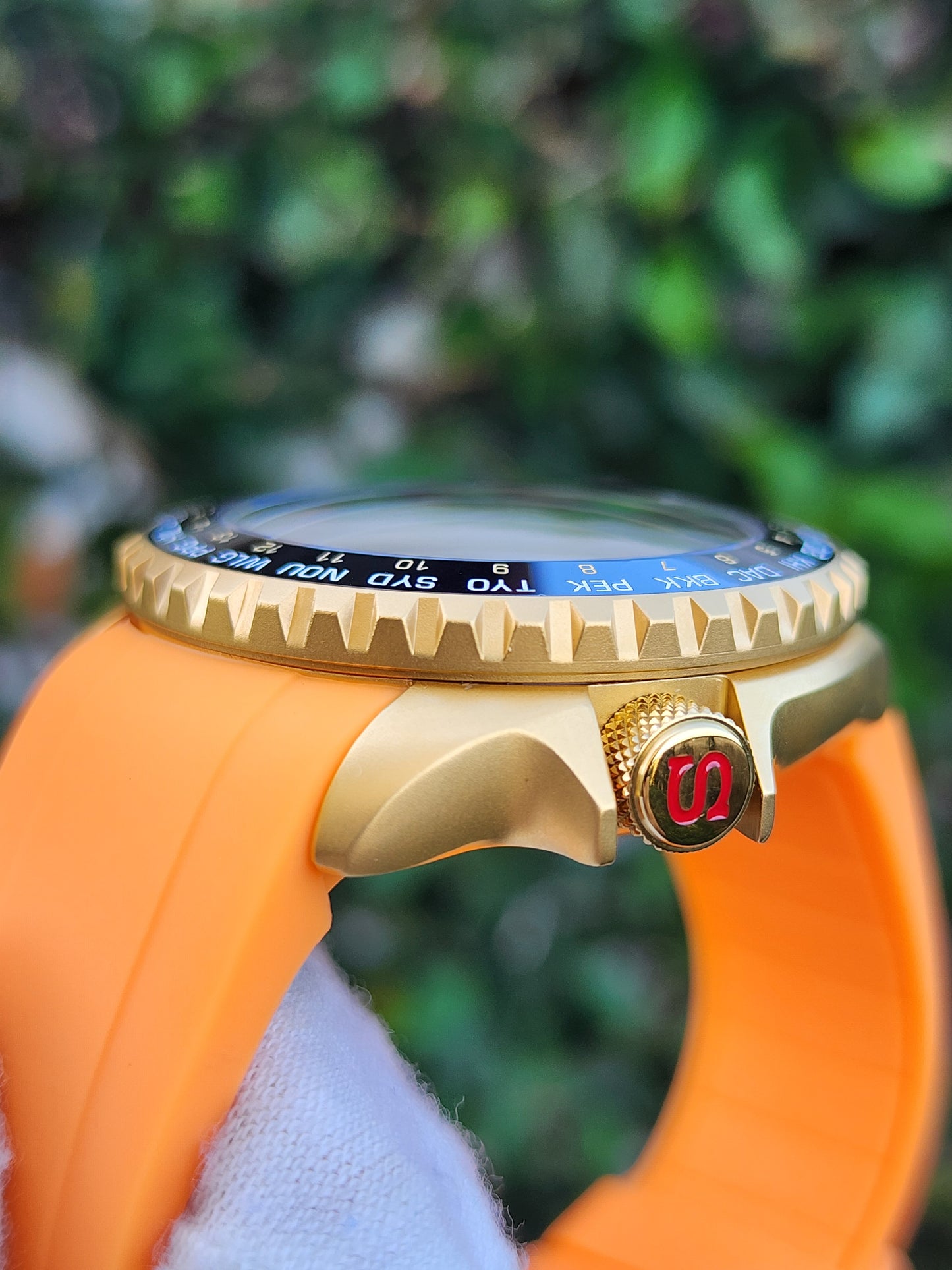 CUSTOM Mod4Thai (Seiko GMT World Time) Orange Dial NH34 Movement NEW