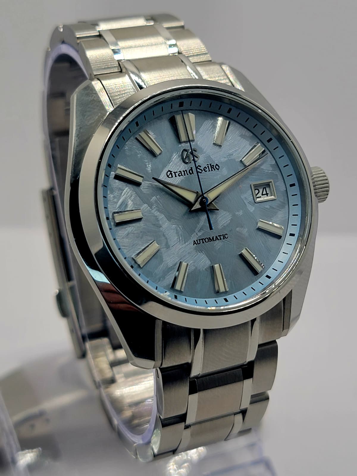 **CUSTOM VIP MOD** (GRAND SEIKO HERITAGE GMT) ROYAL BLUE DIAL, SS BRACELET, NH34GMT AUTOMATIC NEW **IN STOCK, SERIOUS INQUIRIES ONLY PLEASE!**