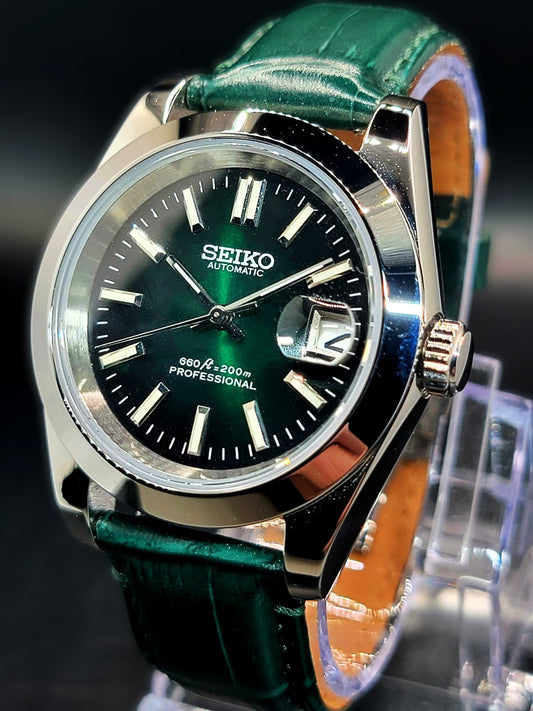 CUSTOM SEIKO MOD - HUNTER GREEN - DATEJUST CASE - AUTOMATIC