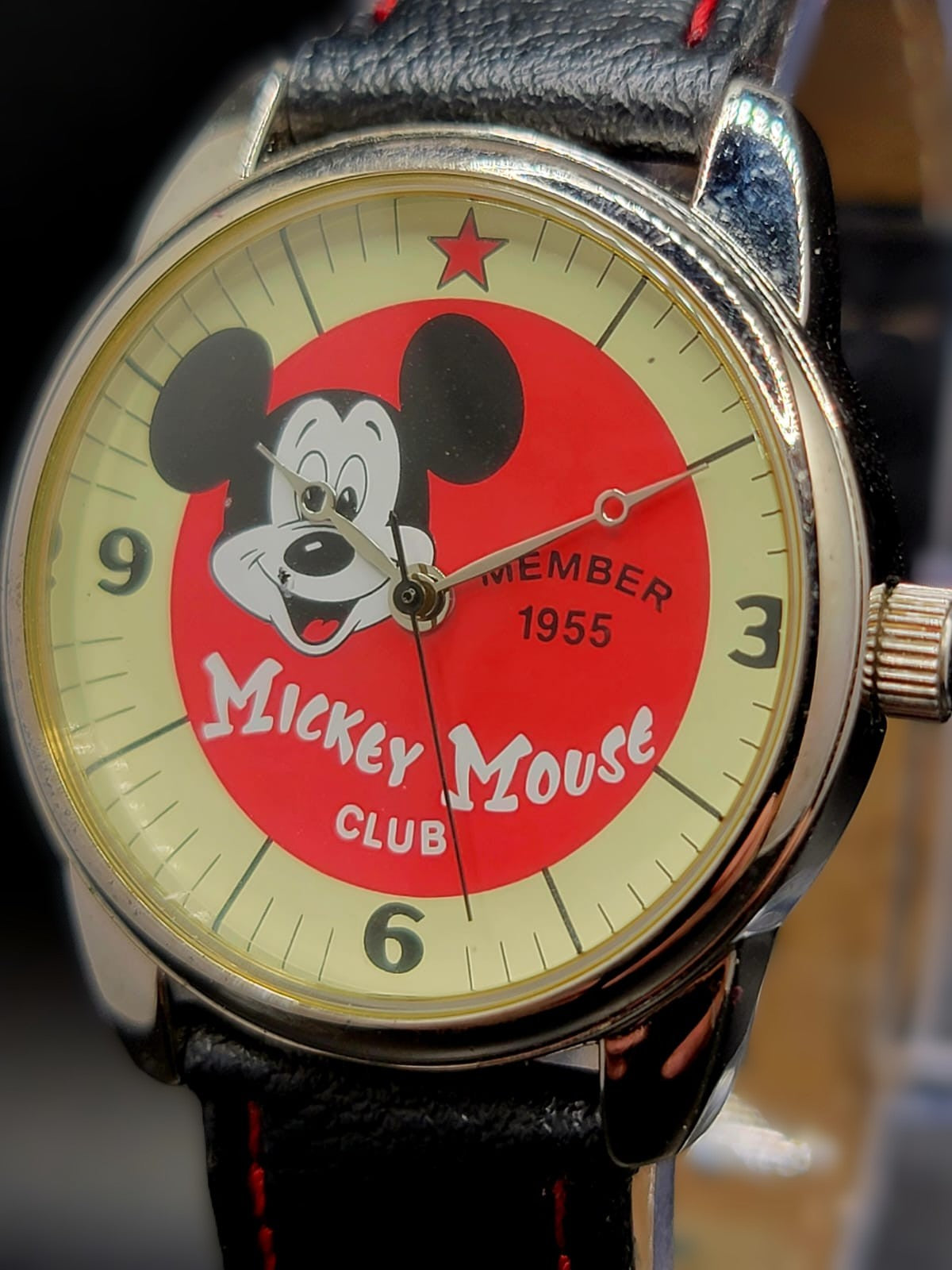 MICKEY MOUSE - CLUB MEMEBER 1955 WATCH - COLLECTORS SET