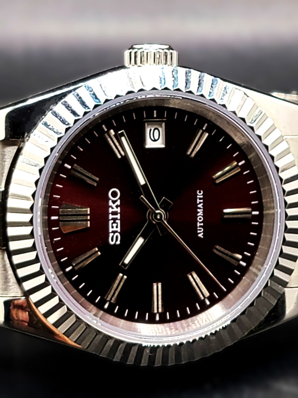 CUSTOM SEIKO MOD 39MM Burgundy Datejust