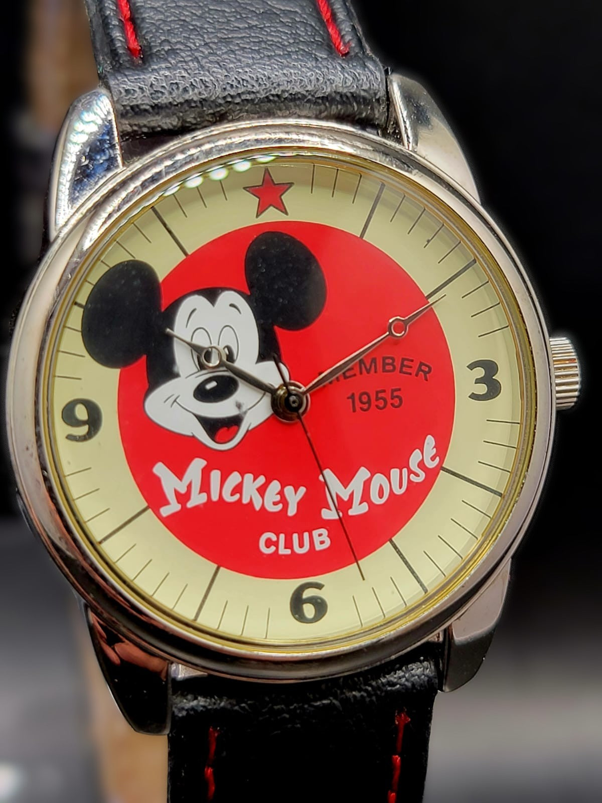 MICKEY MOUSE - CLUB MEMEBER 1955 WATCH - COLLECTORS SET